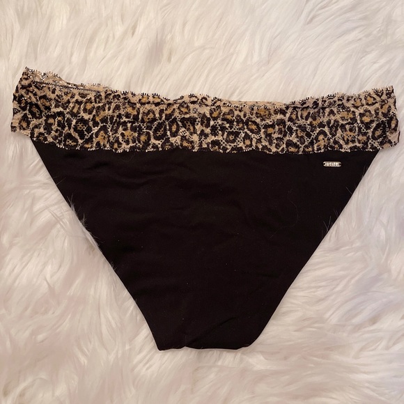 Victoria’s Secret Black Push-up Bikini - Picture 7 of 7